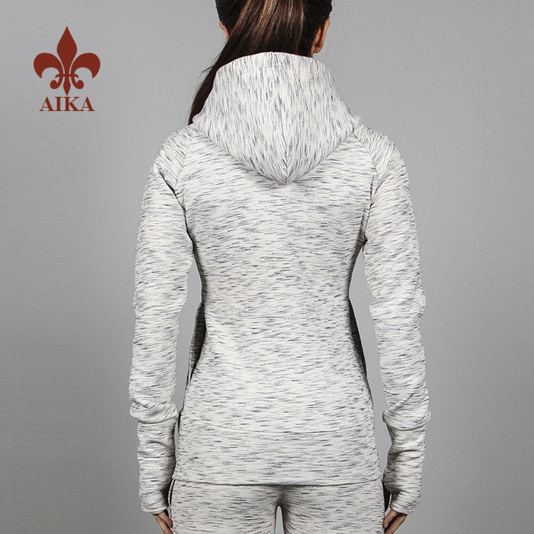 women-plain-tracksuits.jpg