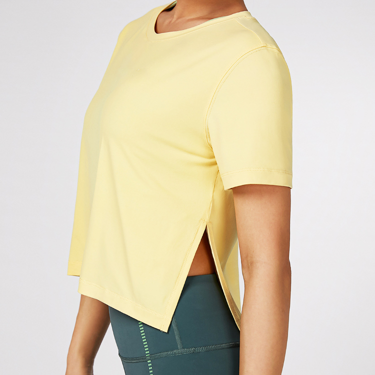 Crop T Shirts Light Weight Polyester Women Loose Sports Shorts Sleeve