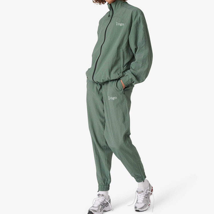 tracksuits-for-woemn